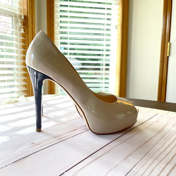 Patent Leather Peep-Toe Platform Pump - Picture 2 of 7